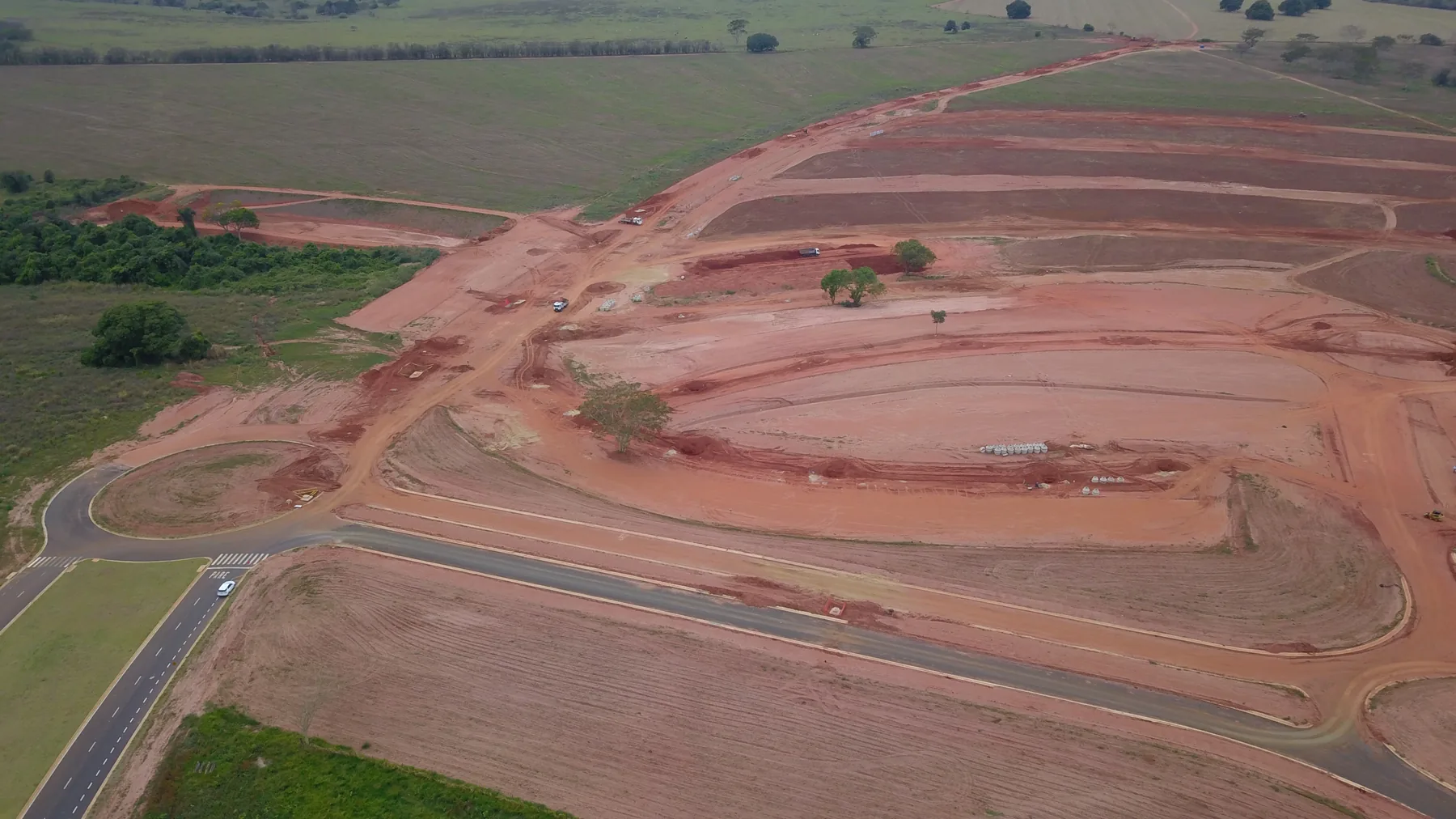 Vista aérea de empreendimento em implantação